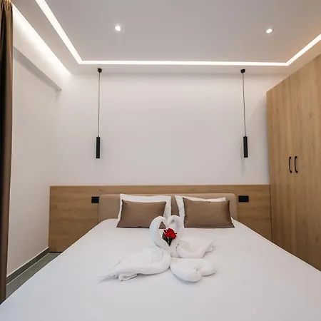 Sun George Bed & Breakfast 3*