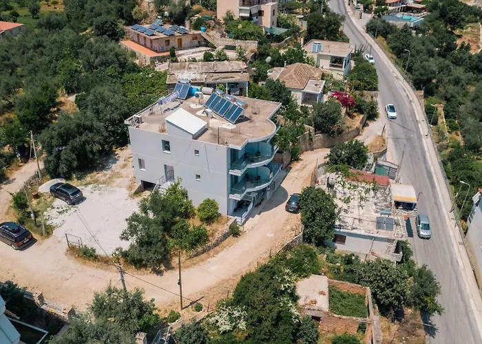 Sun George Couette-café 3*