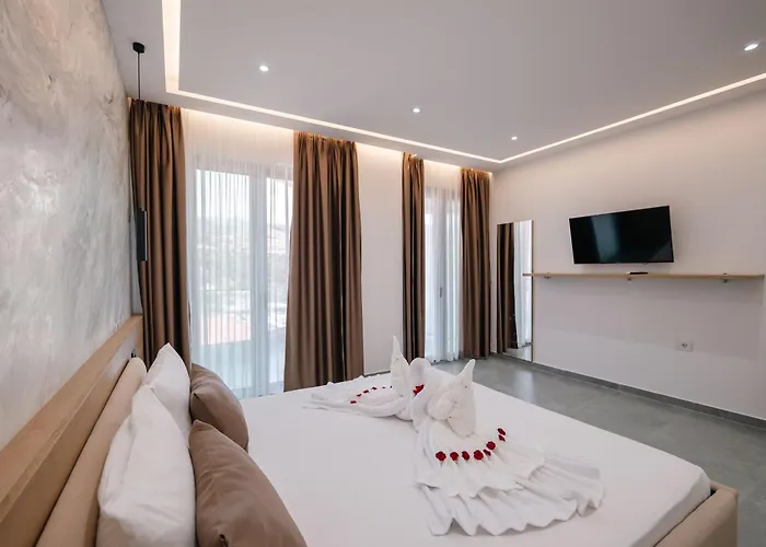 Sun George 3* Himarë